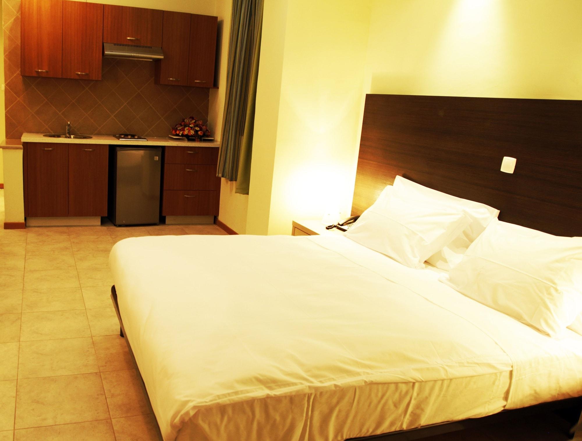 Reliance Hotel Apartment Addis Abeba Esterno foto