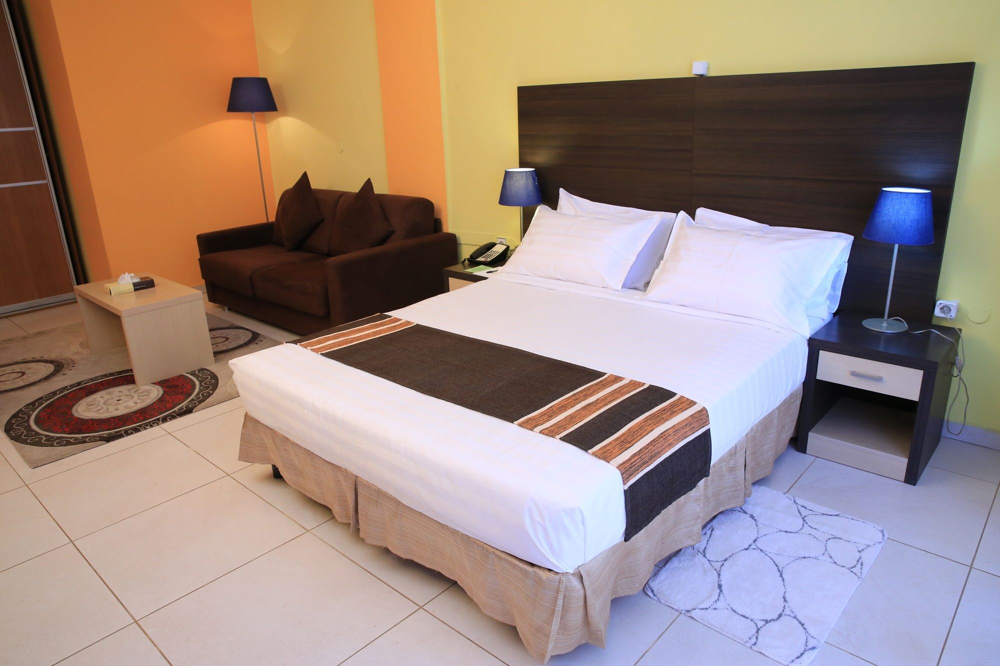 Reliance Hotel Apartment Addis Abeba Esterno foto